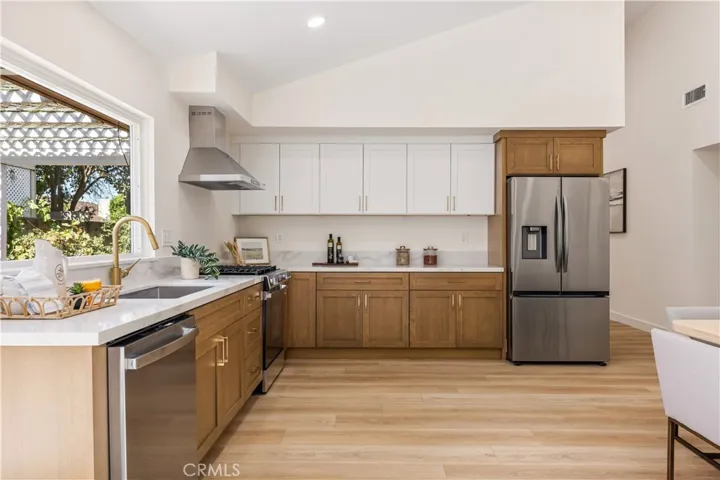 11500 Yolanda, Porter Ranch, California 91326