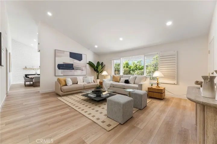 11500 Yolanda, Porter Ranch, California 91326