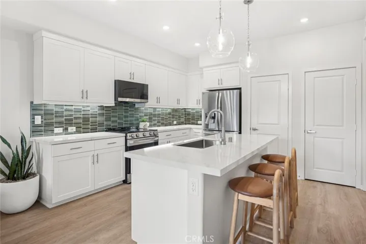 555 Gregory Way, Glendora, California 91740