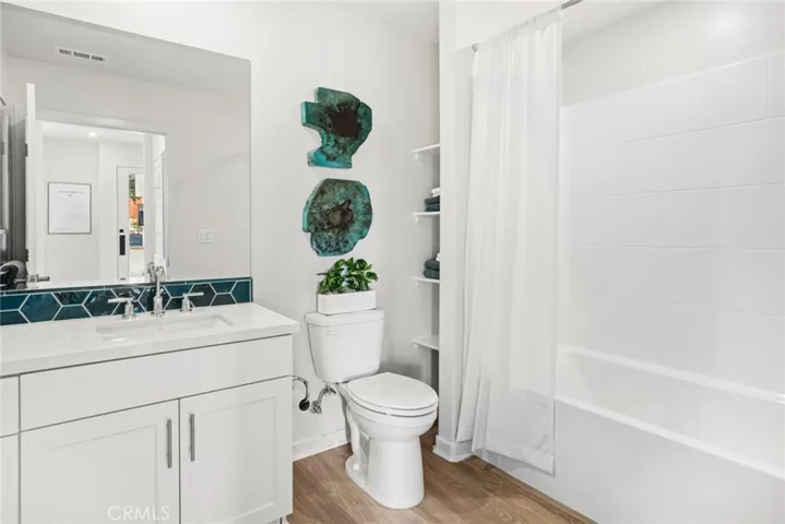 555 Gregory Way, Glendora, California 91740