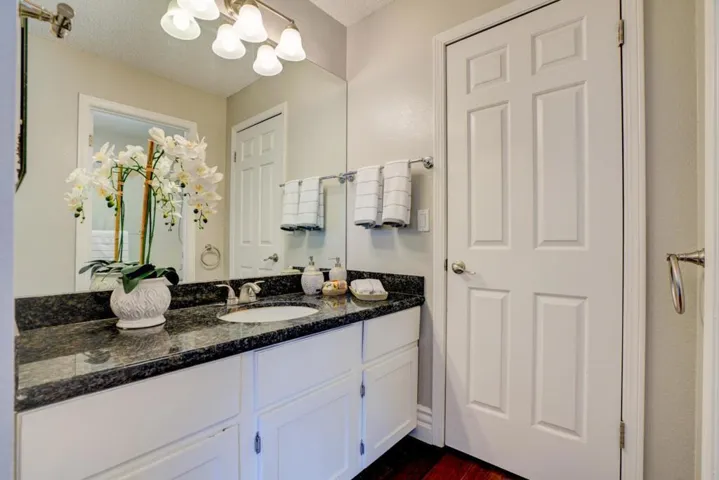 44 Redding Road, Campbell, California 95008