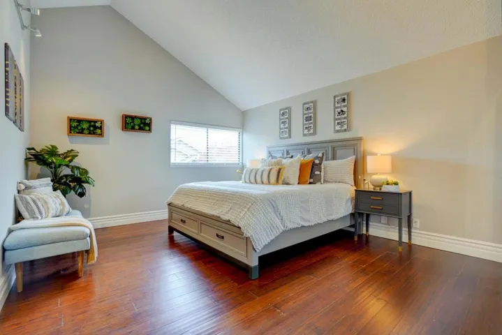 44 Redding Road, Campbell, California 95008