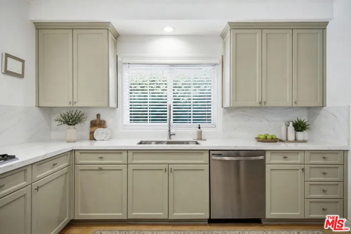 4309 Kraft Avenue, Studio City, California 91604