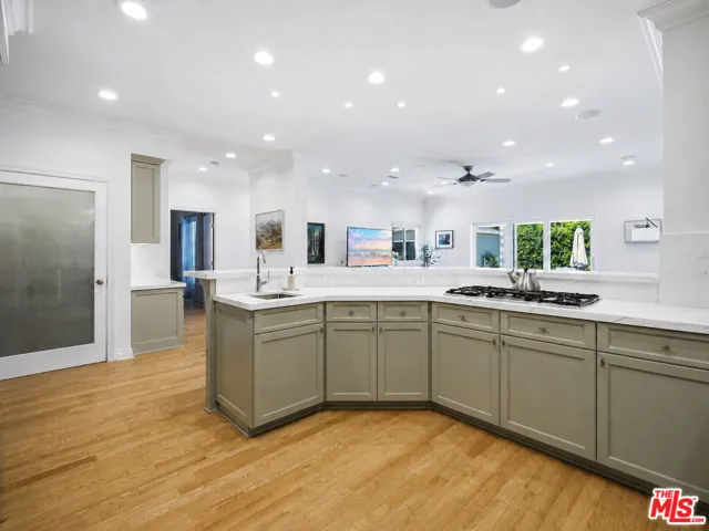4309 Kraft Avenue, Studio City, California 91604
