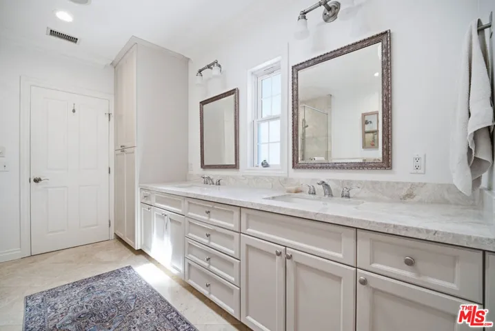 4309 Kraft Avenue, Studio City, California 91604