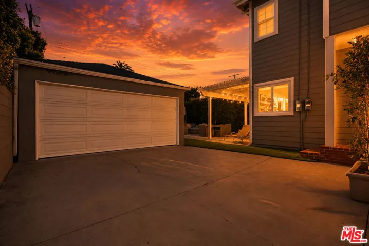 4309 Kraft Avenue, Studio City, California 91604