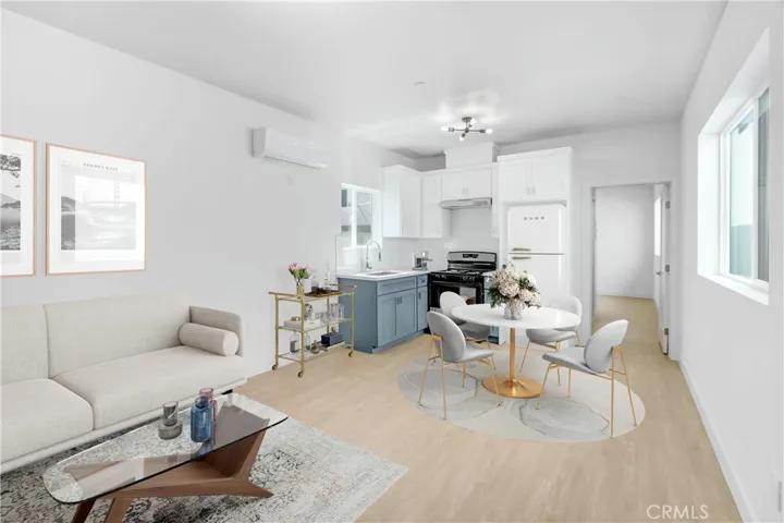 5928 S Hoover Street, Los Angeles, California 90044