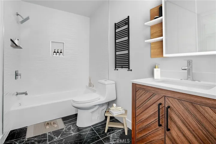 5928 S Hoover Street, Los Angeles, California 90044