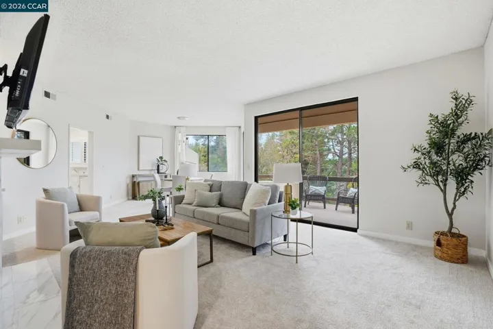 1221 Avenida Sevilla 1b, Walnut Creek, California 94595