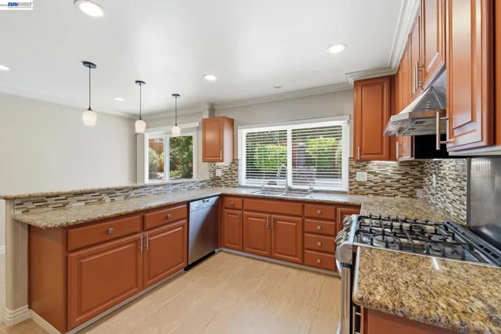 325 Goshen Ct, San Ramon, California 94583