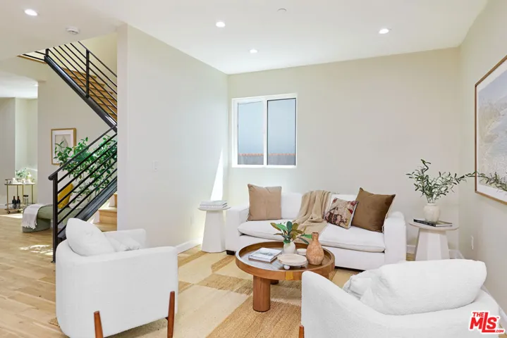 12209 Havelock Avenue, Culver City, California 90230