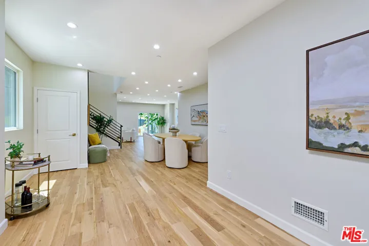 12209 Havelock Avenue, Culver City, California 90230