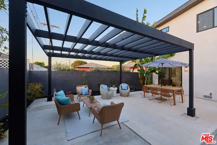 12209 Havelock Avenue, Culver City, California 90230