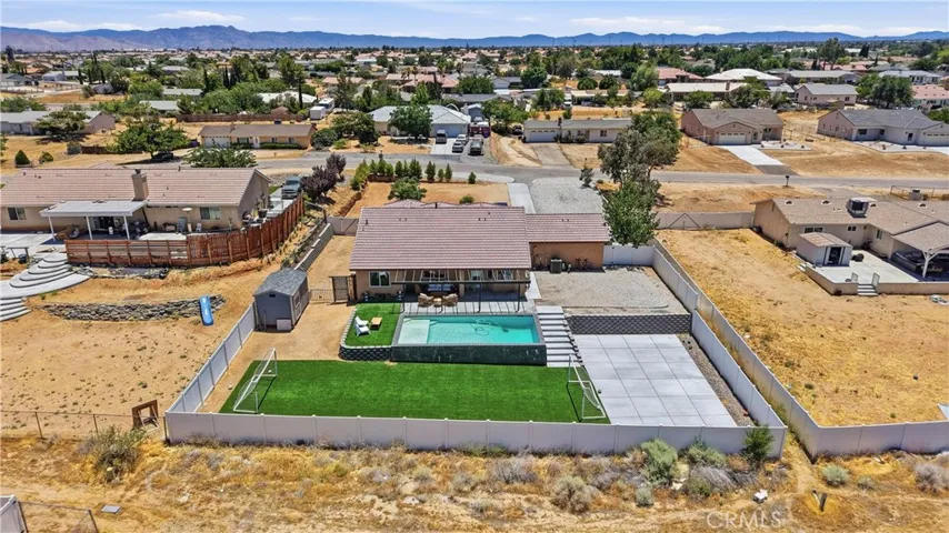 16346 Teton, Victorville, California 92395