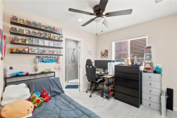 16346 Teton, Victorville, California 92395