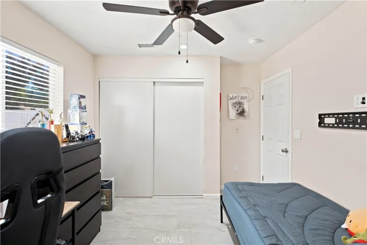 16346 Teton, Victorville, California 92395