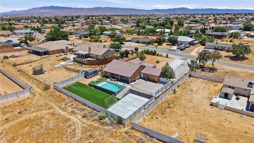 16346 Teton, Victorville, California 92395