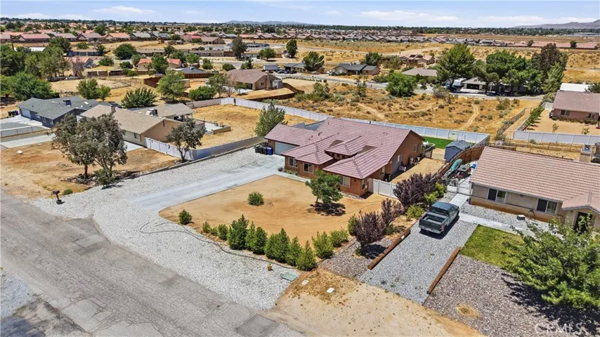 16346 Teton, Victorville, California 92395