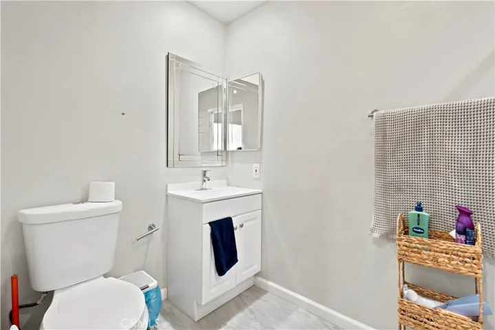 16346 Teton, Victorville, California 92395