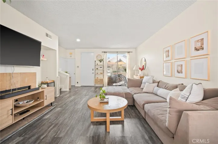 13901 Olive View Lane 42, Sylmar, California 91342