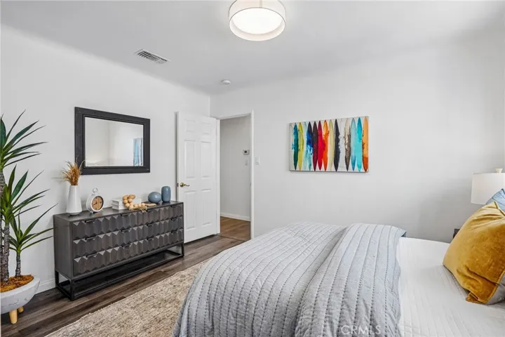 522 S Francisca Avenue, Redondo Beach, California 90277