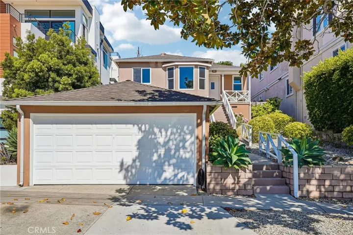 522 S Francisca Avenue, Redondo Beach, California 90277