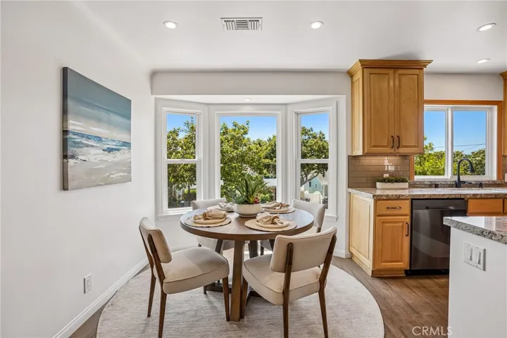 522 S Francisca Avenue, Redondo Beach, California 90277