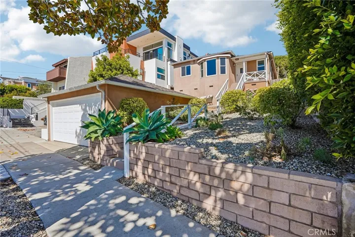 522 S Francisca Avenue, Redondo Beach, California 90277