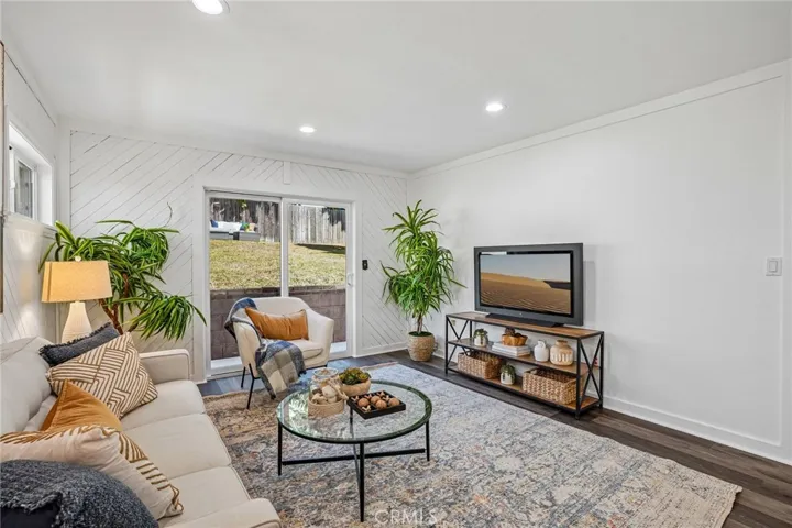 522 S Francisca Avenue, Redondo Beach, California 90277