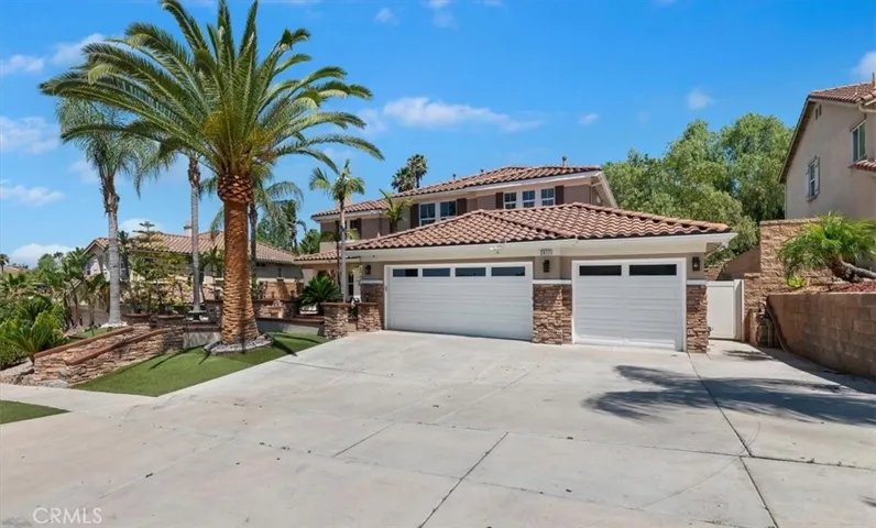 2417 Lenai, Corona, California 92879