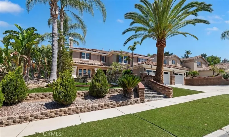 2417 Lenai, Corona, California 92879