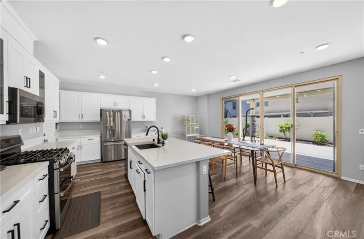 6112 Knoll Place, Banning, California 92220