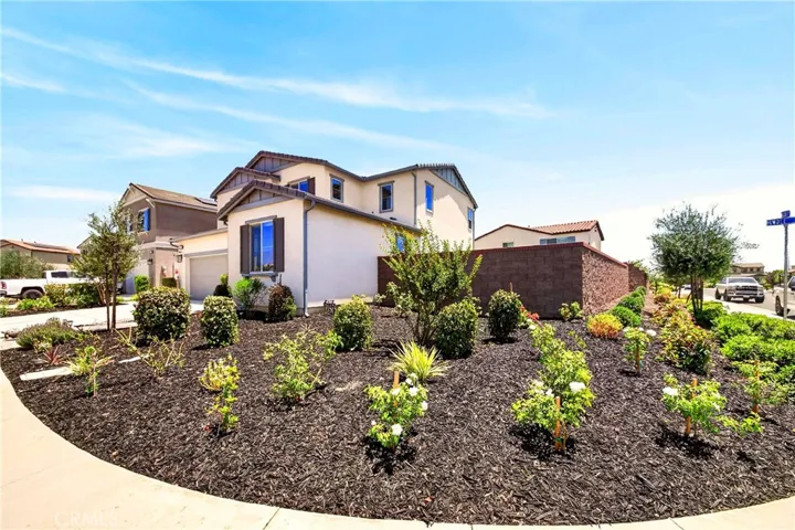 6112 Knoll Place, Banning, California 92220