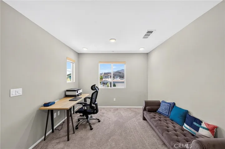 6112 Knoll Place, Banning, California 92220