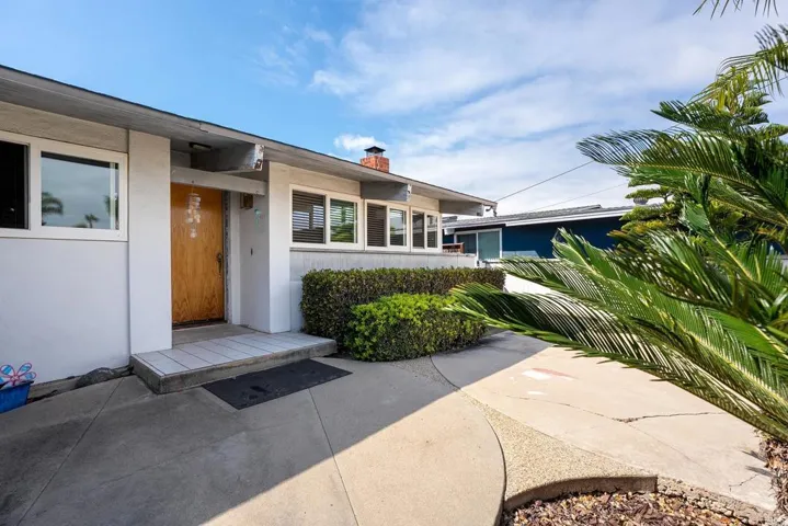 3026 Poinsettia Dr, San Diego, California 92106