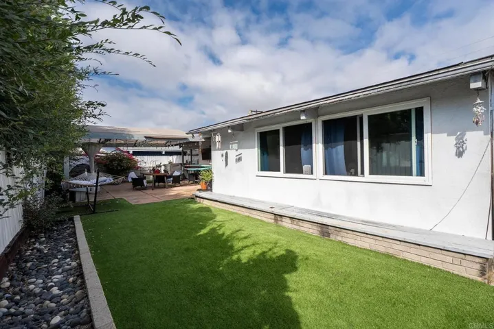 3026 Poinsettia Dr, San Diego, California 92106