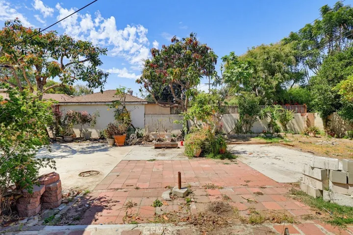 3324 Maine, Long Beach, California 90806
