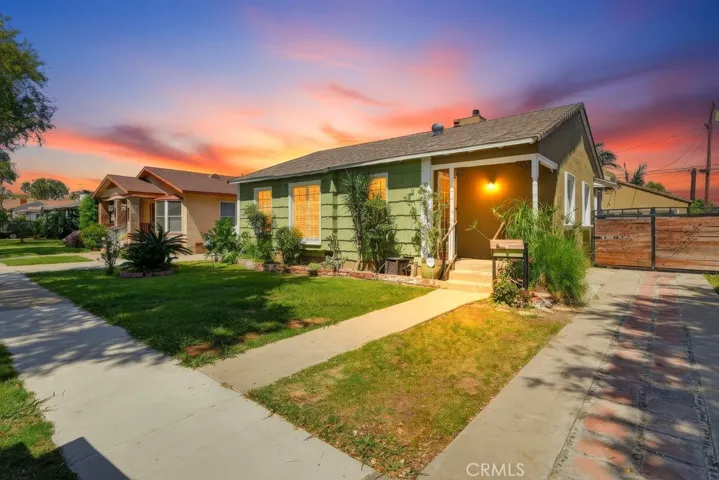 3324 Maine, Long Beach, California 90806
