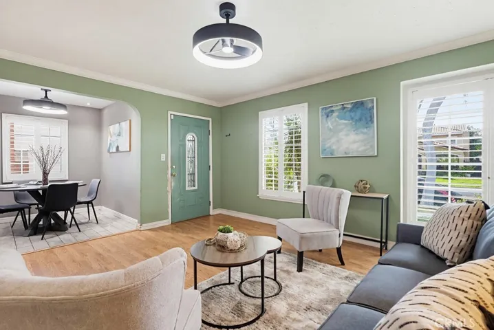 3324 Maine, Long Beach, California 90806