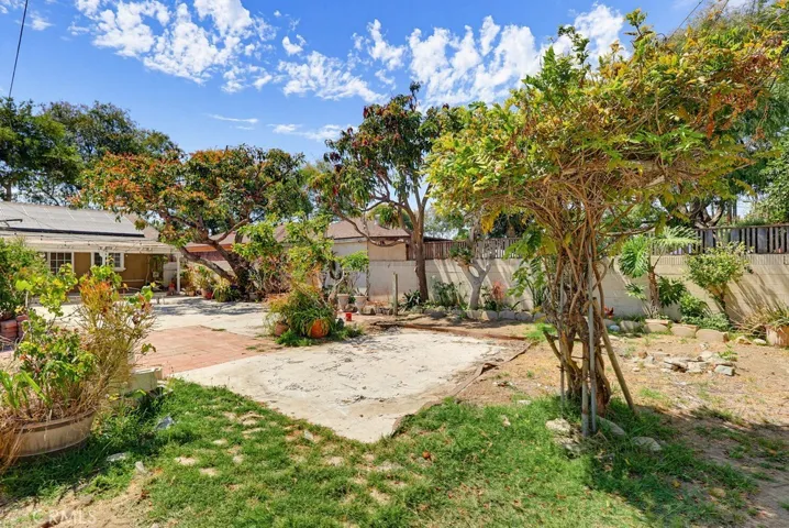 3324 Maine, Long Beach, California 90806
