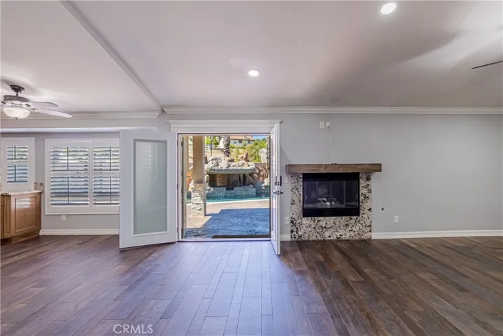 Main House Family Room to Back Yard