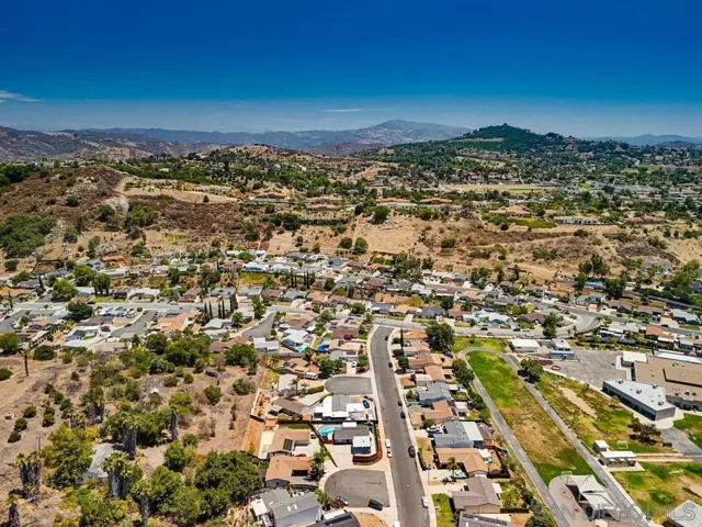 , Escondido, California 92027