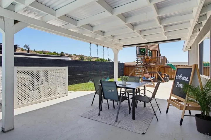 , Escondido, California 92027