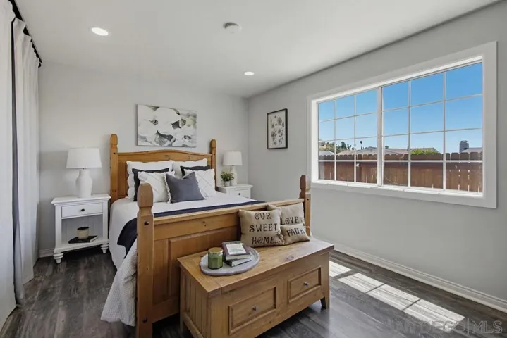 , Escondido, California 92027