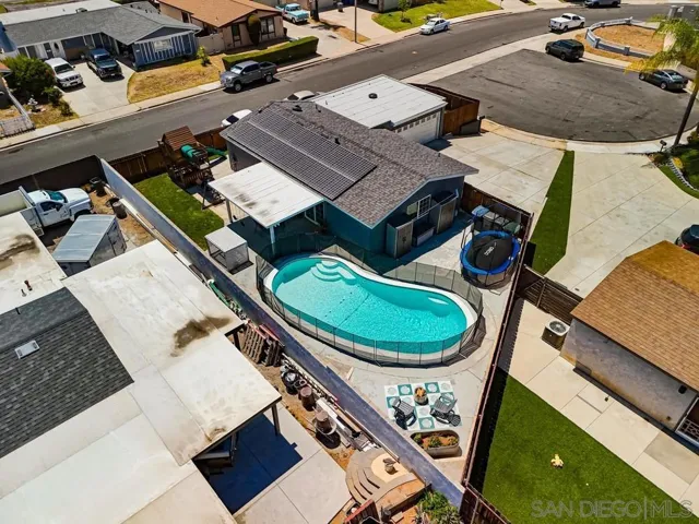 , Escondido, California 92027