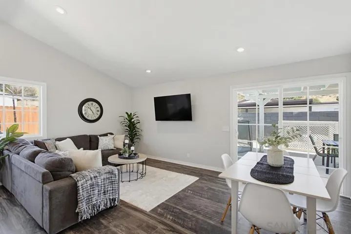 , Escondido, California 92027