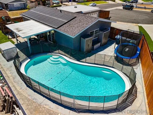 , Escondido, California 92027