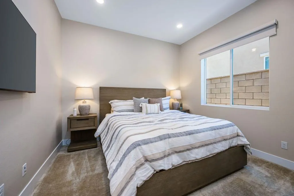 51-web-or-mls-BP_Marquis_0725_OPMG_051