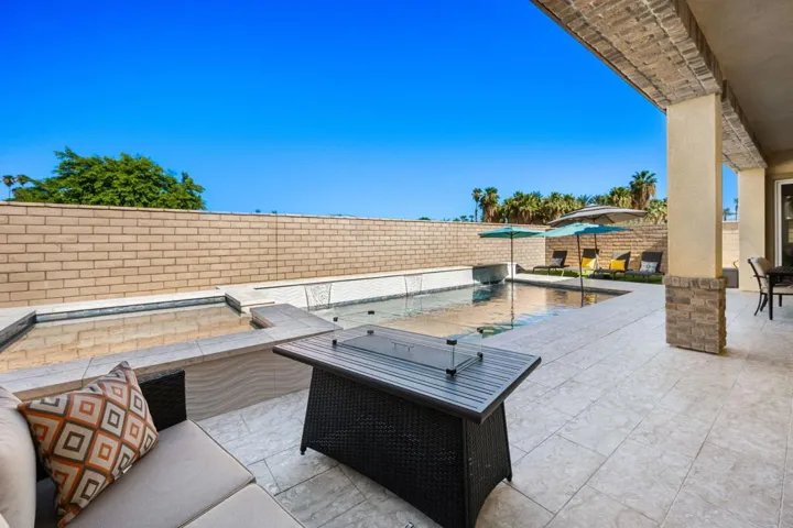 34-web-or-mls-BP_Marquis_0725_OPMG_034