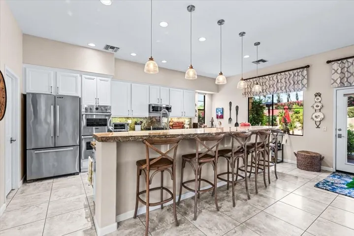 16-11 San Marino Cir-46